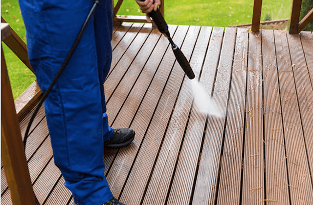 deck cleaning lake forest